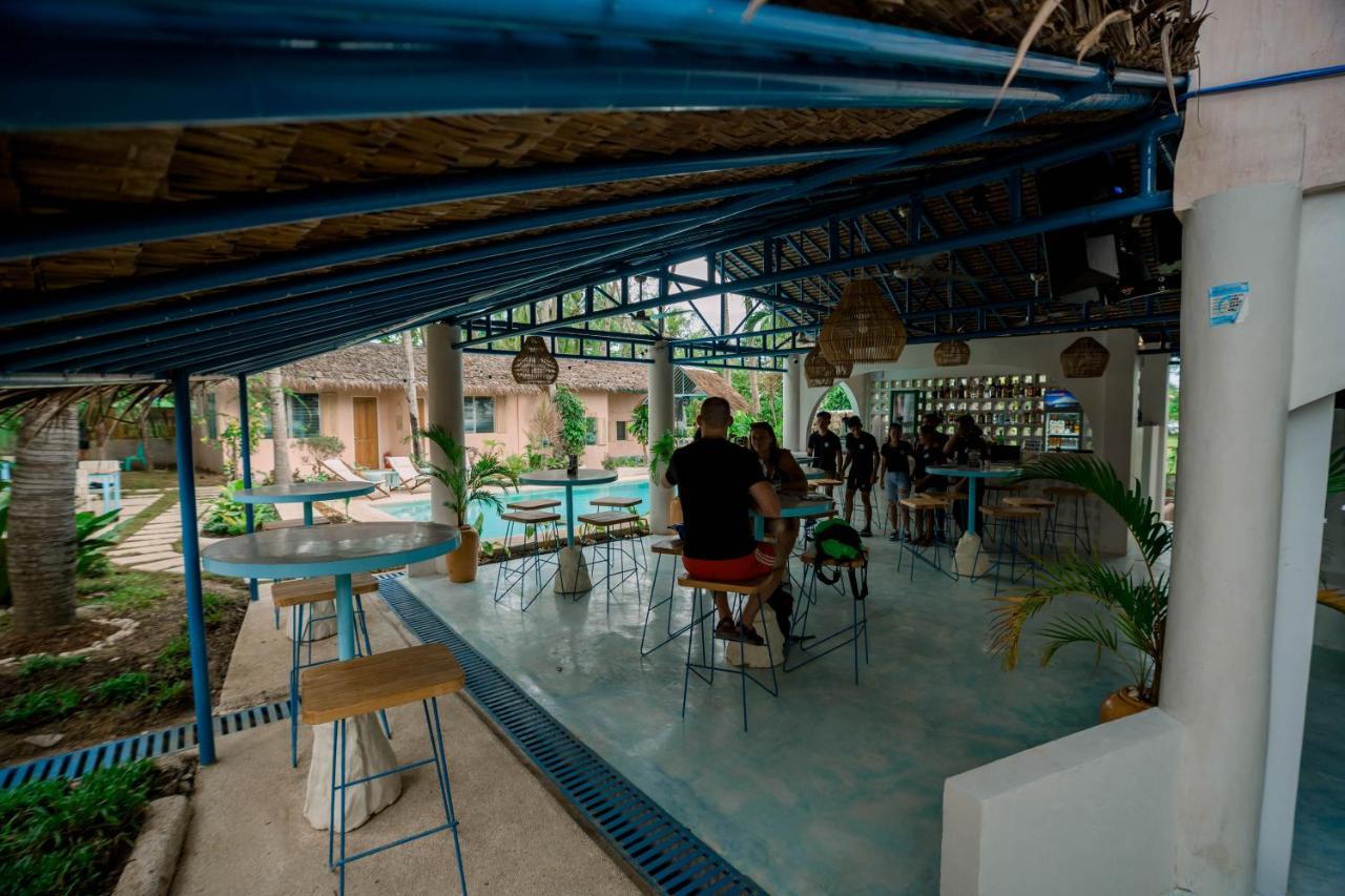 Mad Monkey Panglao Hostel Екстериор снимка