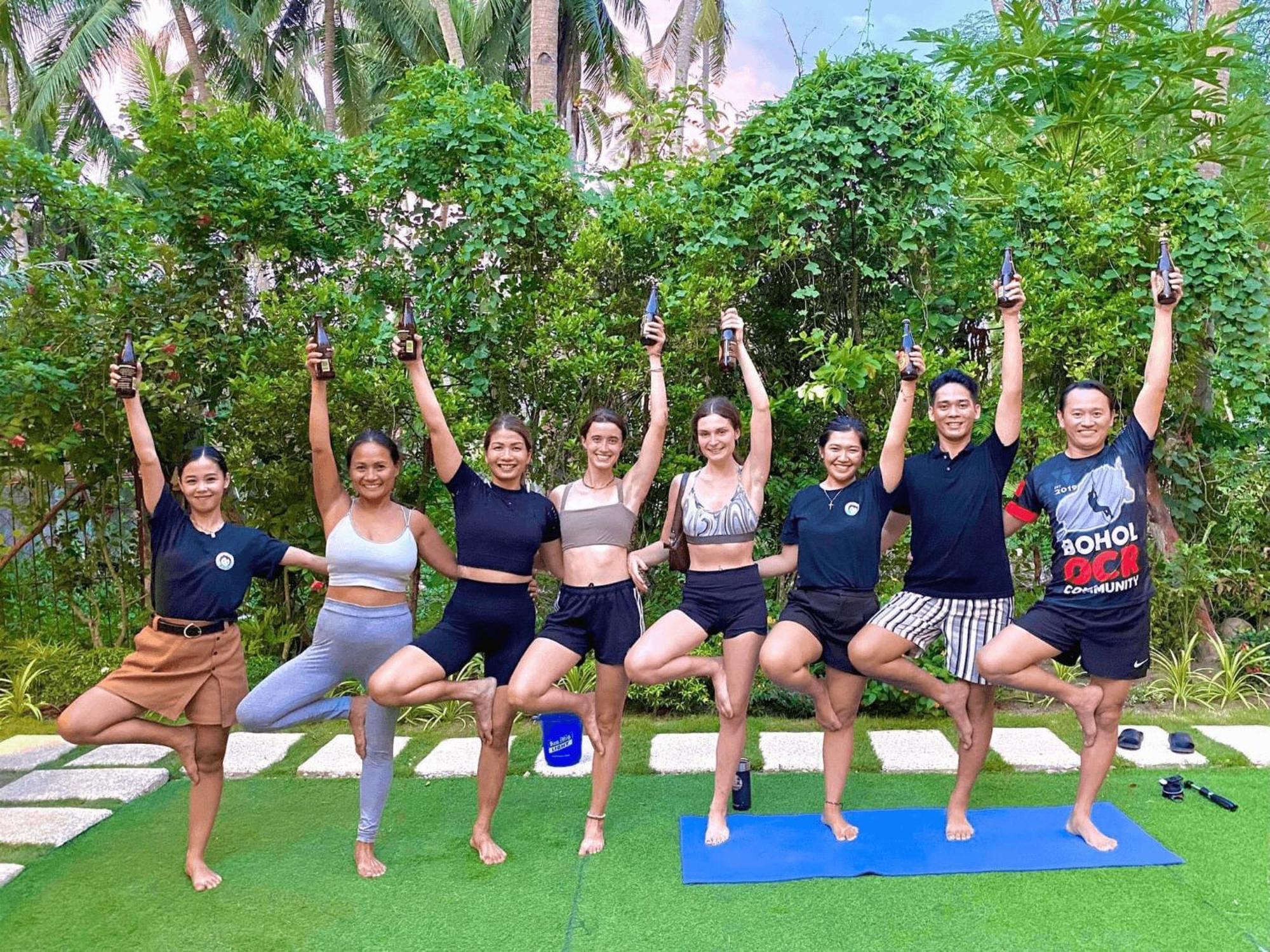 Mad Monkey Panglao Hostel Екстериор снимка