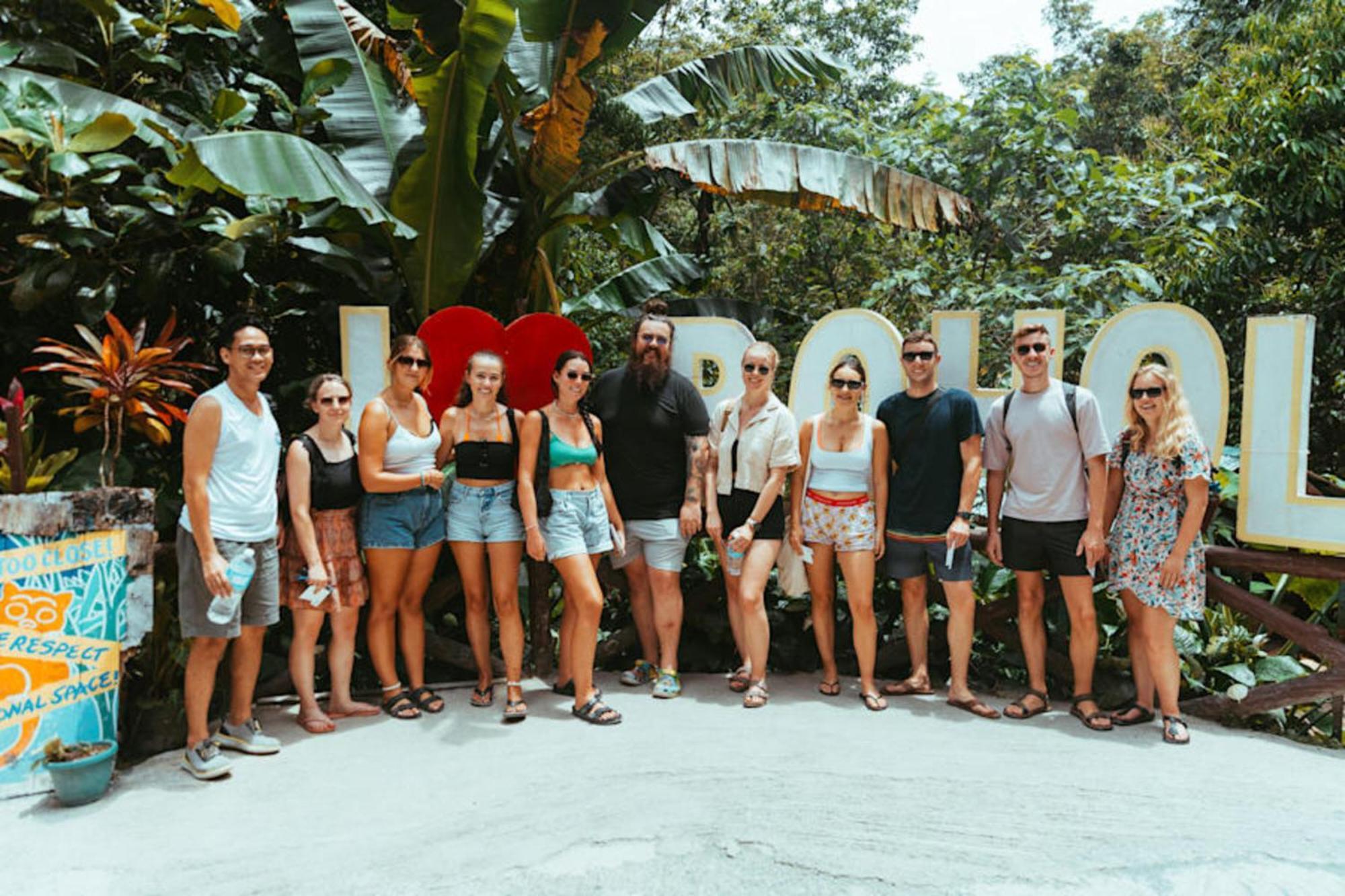 Mad Monkey Panglao Hostel Екстериор снимка